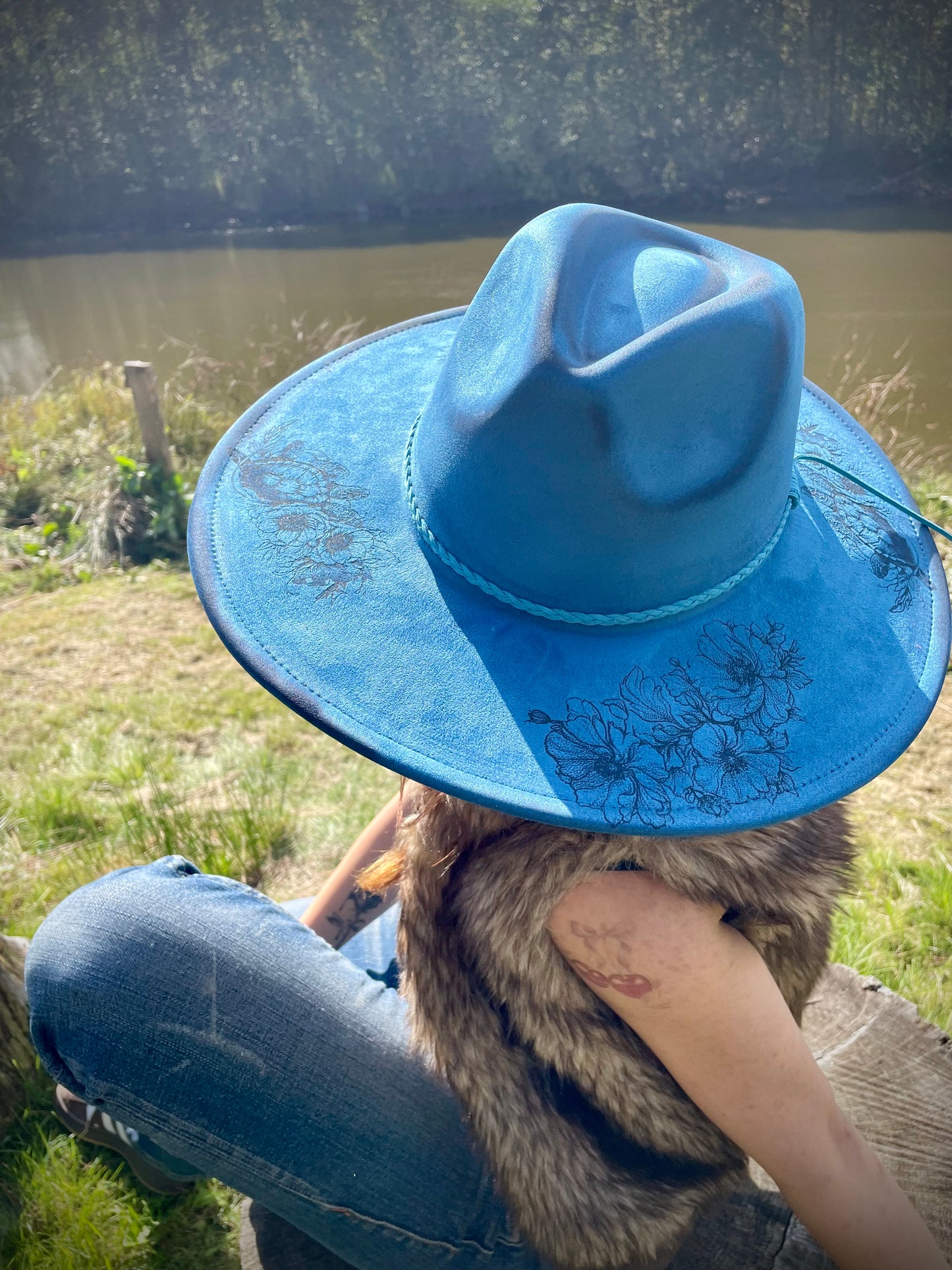 Cowboyhatt Havssköldpaddor och tropiska blommor