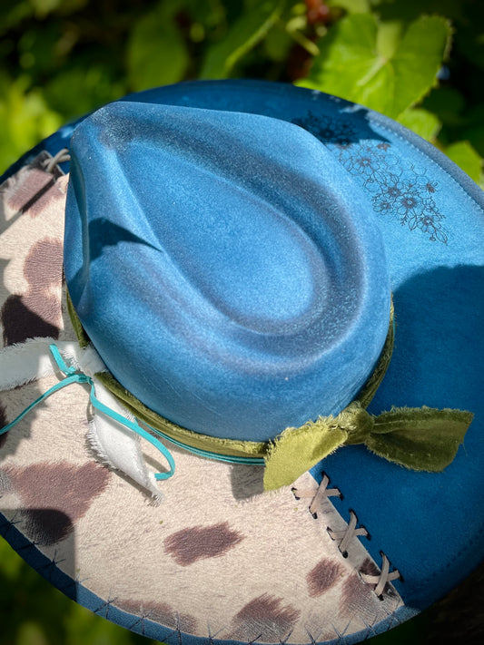 Cowboyhatt kohudsmönstrad